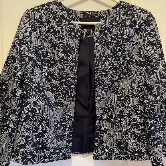 Banana Republic Navy/White Floral Jacket Blazer Size 10 - Picture 2 of 14